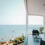 Resort 2 Bed With Sea Views In Trilogy, Seafront Limassol