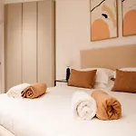 2 Bed With Sea Views In Trilogy, Seafront Resort *