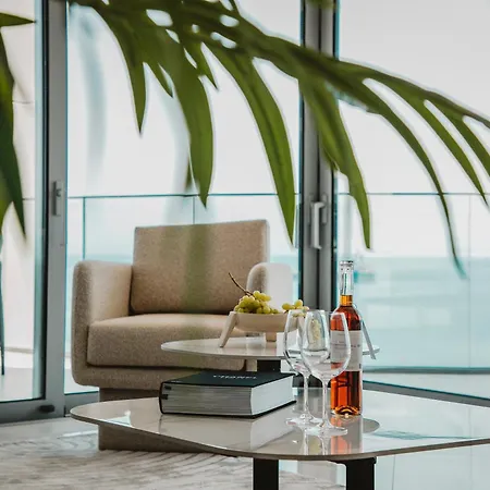 2 Bed With Sea Views In Trilogy, Seafront 리조트
