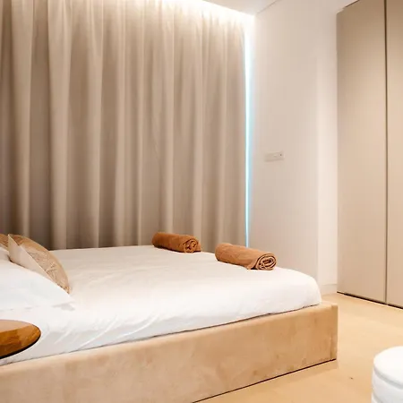 2 Bed With Sea Views In Trilogy, Seafront 리조트 *