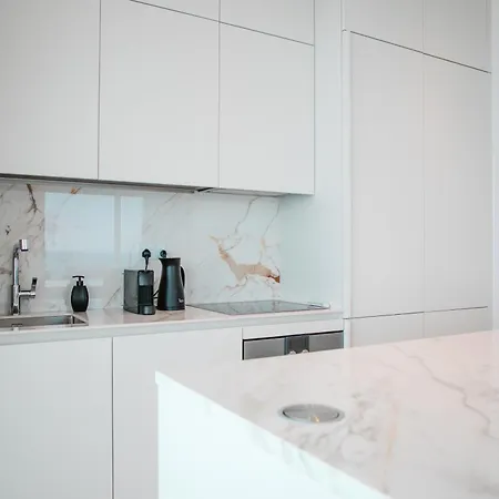 2 Bed With Sea Views In Trilogy, Seafront 리조트