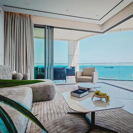 2 Bed With Sea Views In Trilogy, Seafront 리조트