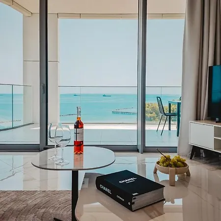 2 Bed With Sea Views In Trilogy, Seafront Apartman *