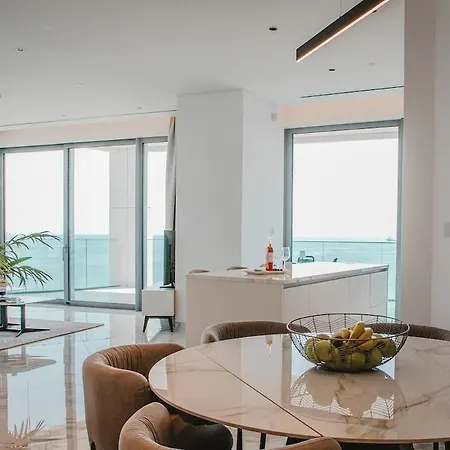 2 Bed With Sea Views In Trilogy, Seafront Apartman *