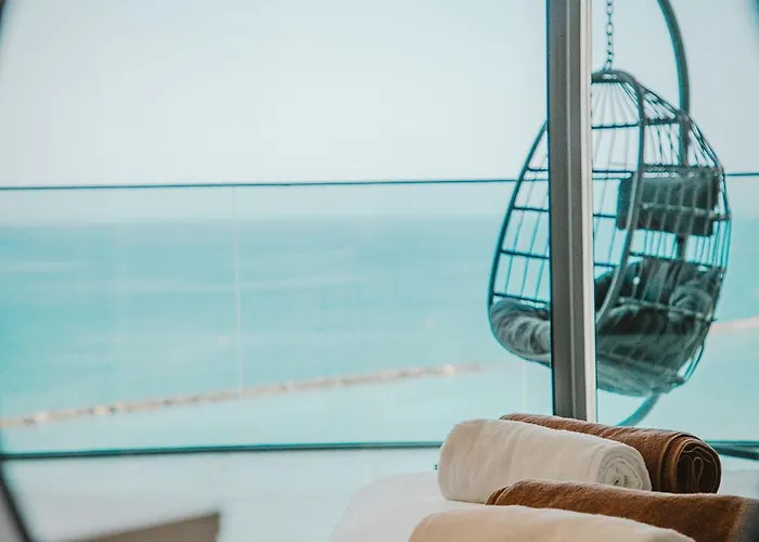 2 Bed With Sea Views In Trilogy, Seafront *