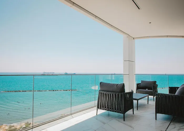 2 Bed With Sea Views In Trilogy, Seafront Rezort *