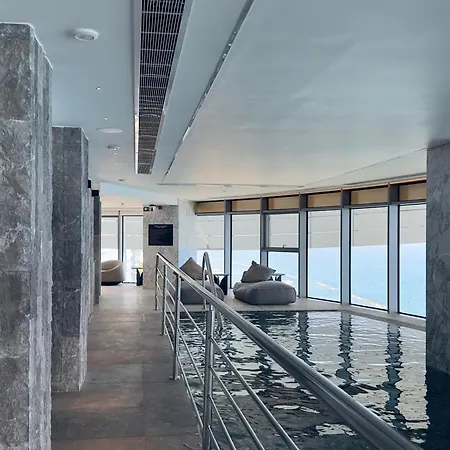 אתר נופש 2 Bed With Sea Views In Trilogy, Seafront